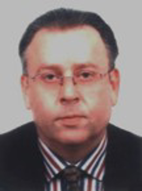 Alberto Quir�s